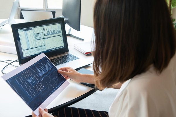 Enhance your estate agent website with smart design solutions